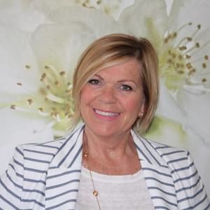 Meet your Posher, Josee